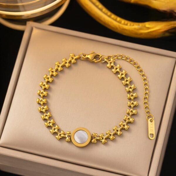 Timeless Beauty Bracelet