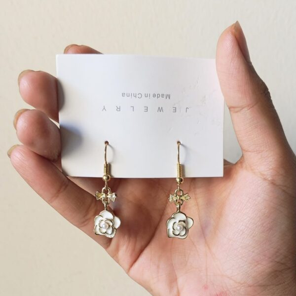 Elegant White Blossom Drop Earrings