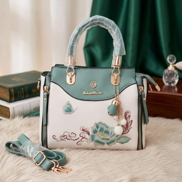 Embroidery Hand Bag - Color: Green + White